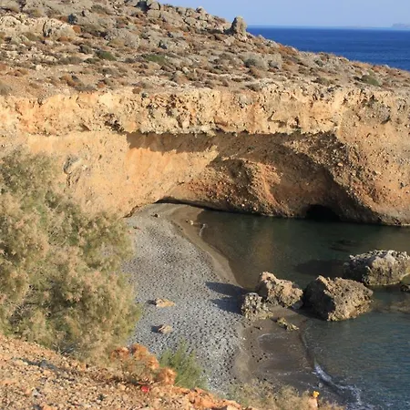 Kalo Nero דירה Makrýgialos
